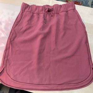 LULULEMON On The Fly Skirt